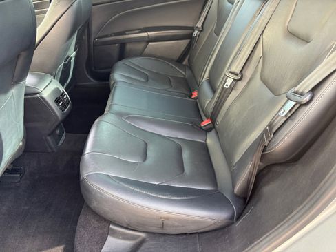 Used 2020 Ford Fusion Titanium image 17