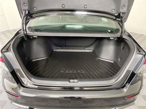 Used 2025 Honda Accord Sport image 29