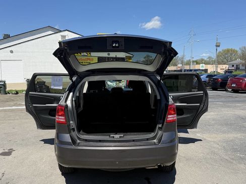 Used 2017 Dodge Journey SE FWD image 21