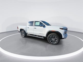 New 2026 GMC Canyon Denali video 2