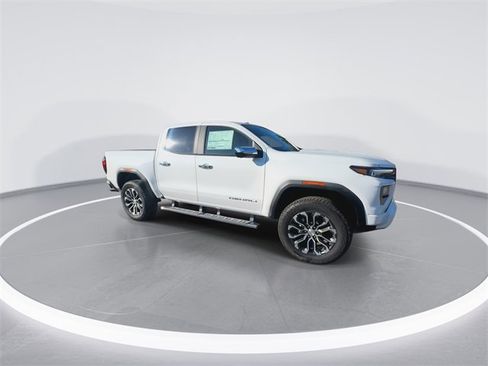 New 2026 GMC Canyon Denali image 2