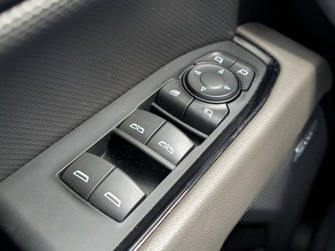 Used 2023 Chevrolet Silverado 1500 ZR2 w/ Technology Package image 21