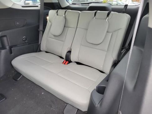 New 2026 Ford Explorer Active w/ Active Comfort Package image 16