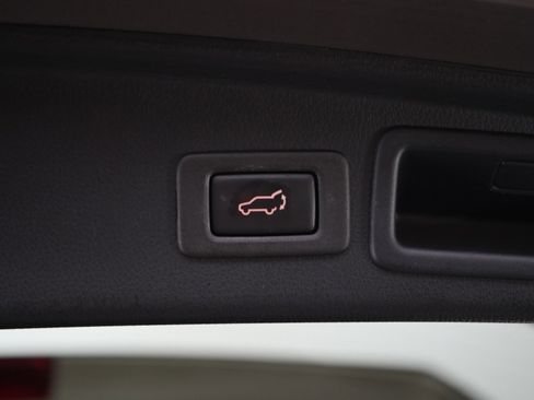 Used 2017 Subaru Forester 2.0XT Touring w/ Popular Package #2 image 17