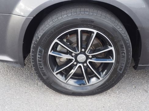 Used 2017 Dodge Grand Caravan GT image 7