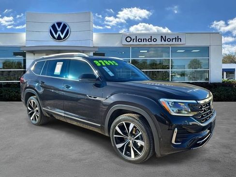 Used 2024 Volkswagen Atlas SEL Premium R-Line image 1