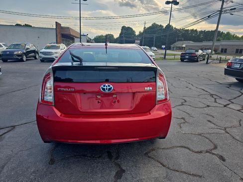 Used 2014 Toyota Prius Two FWD image 7