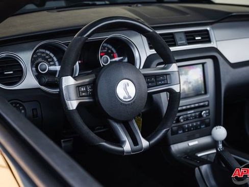 Used 2013 Ford Mustang Shelby GT500 image 6