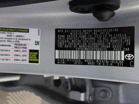 Used 2023 Toyota Corolla LE FWD image 39