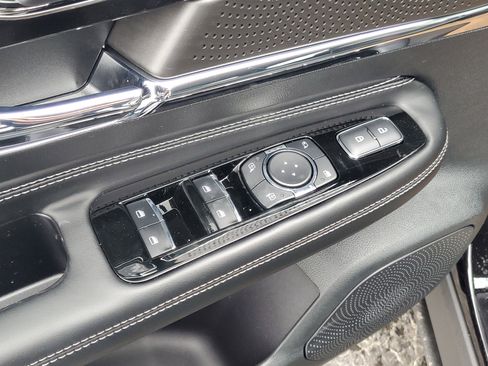 New 2026 Lincoln Corsair Premiere image 10