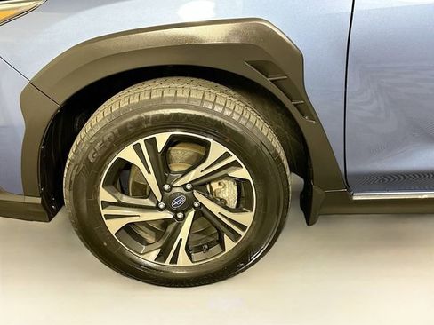 Certified 2024 Subaru Crosstrek 2.0i Premium image 32