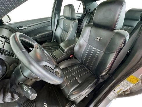 Used 2016 Chrysler 300 S image 12