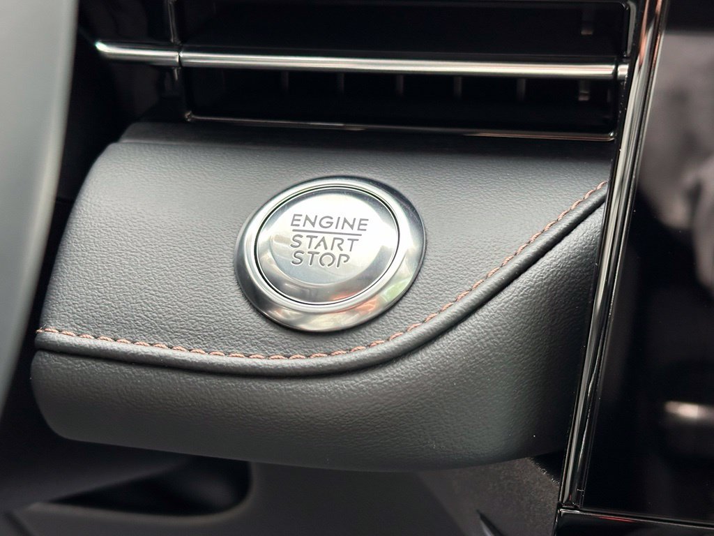 New 2026 Lincoln Nautilus Reserve AWD/4WD image 11