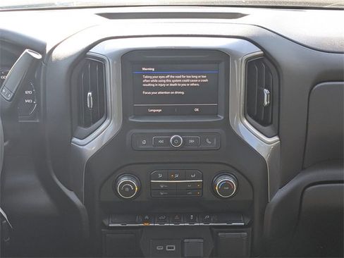 Used 2021 Chevrolet Silverado 1500 Custom image 17