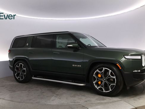 Used 2023 Rivian R1S Adventure AWD/4WD image 14