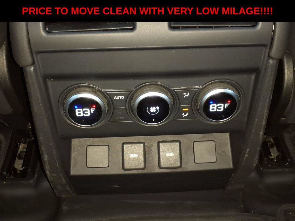 Used 2024 Land Rover Defender 110 S AWD/4WD image 12