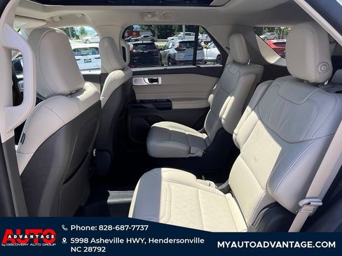 Used 2020 Ford Explorer Platinum w/ Premium Technology Package AWD/4WD image 25