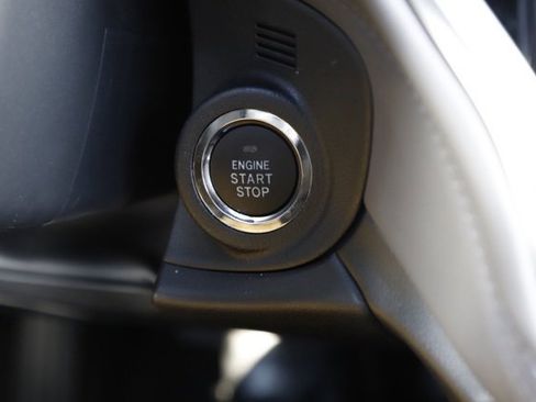 Certified 2025 Subaru Outback Onyx Edition image 23