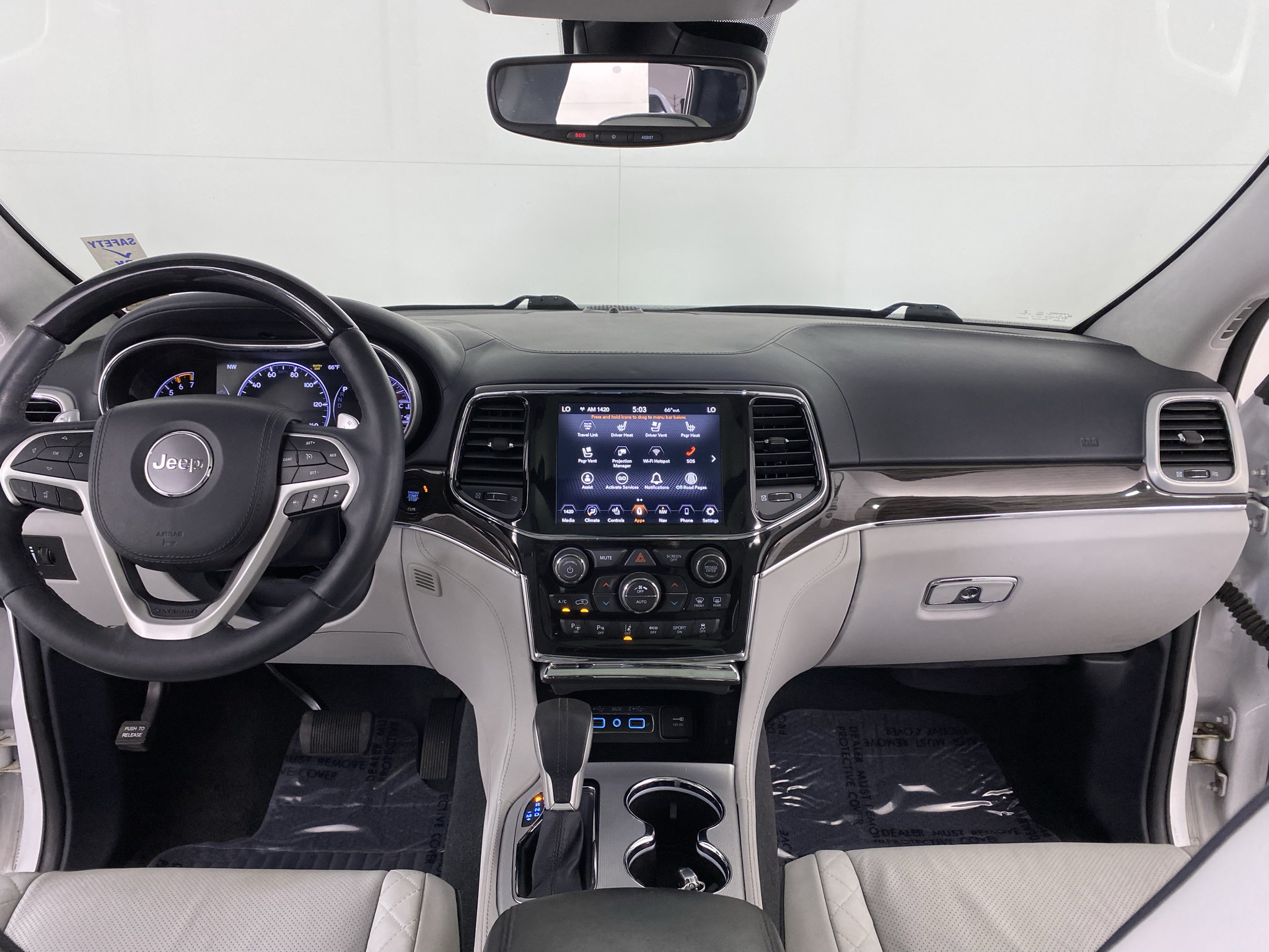 Used 2021 Jeep Grand Cherokee Summit AWD/4WD image 21