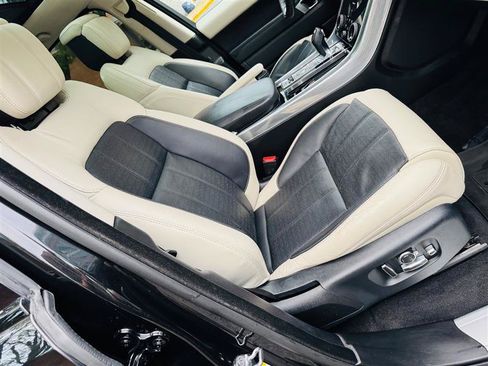 Used 2019 Land Rover Range Rover Sport HSE Dynamic AWD/4WD image 35