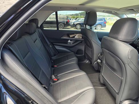 New 2026 Mercedes-Benz GLE 450 4MATIC image 13