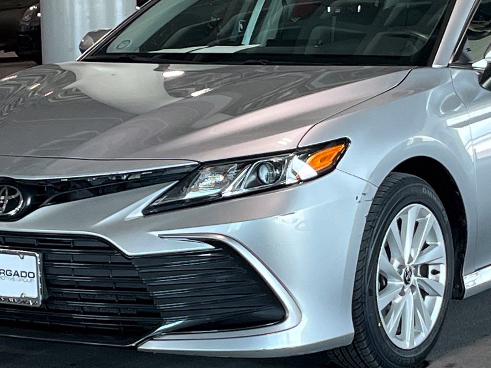 Used 2022 Toyota Camry LE FWD image 5