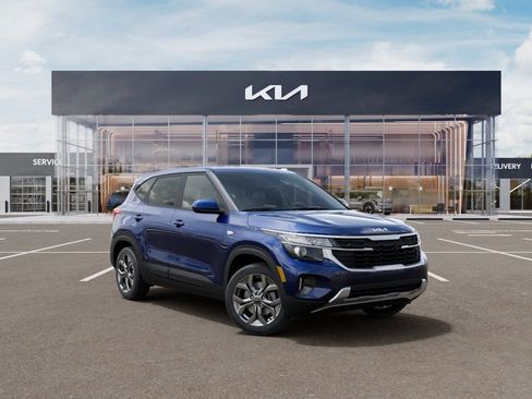 New 2026 Kia Seltos LX AWD/4WD image 8
