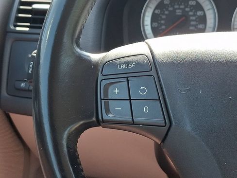 Used 2011 Volvo C70 T5 FWD image 19