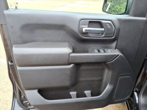 Used 2023 Chevrolet Silverado 1500 Custom AWD/4WD image 12