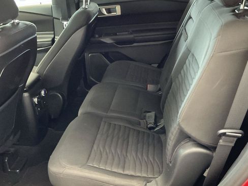 Used 2020 Ford Explorer XLT AWD/4WD image 10