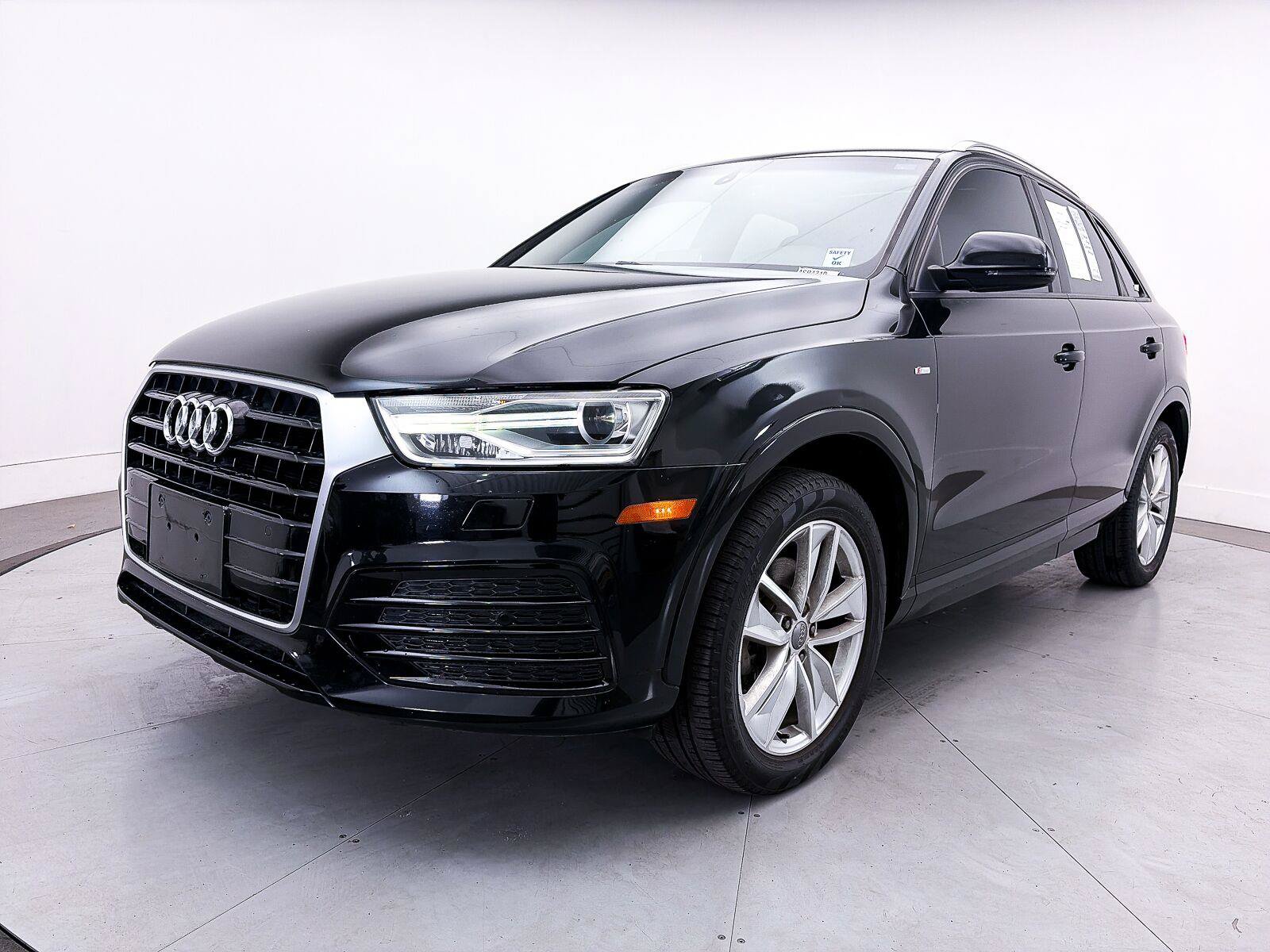 Used 2018 Audi Q3 2.0T Premium w/ Convenience Package FWD image 3
