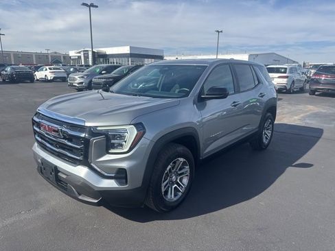 Used 2025 GMC Terrain Elevation image 8