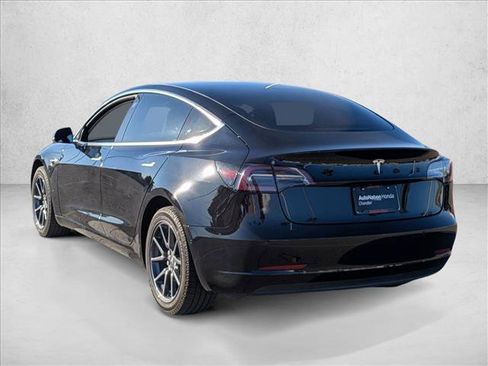 Used 2019 Tesla Model 3 Mid Range image 7