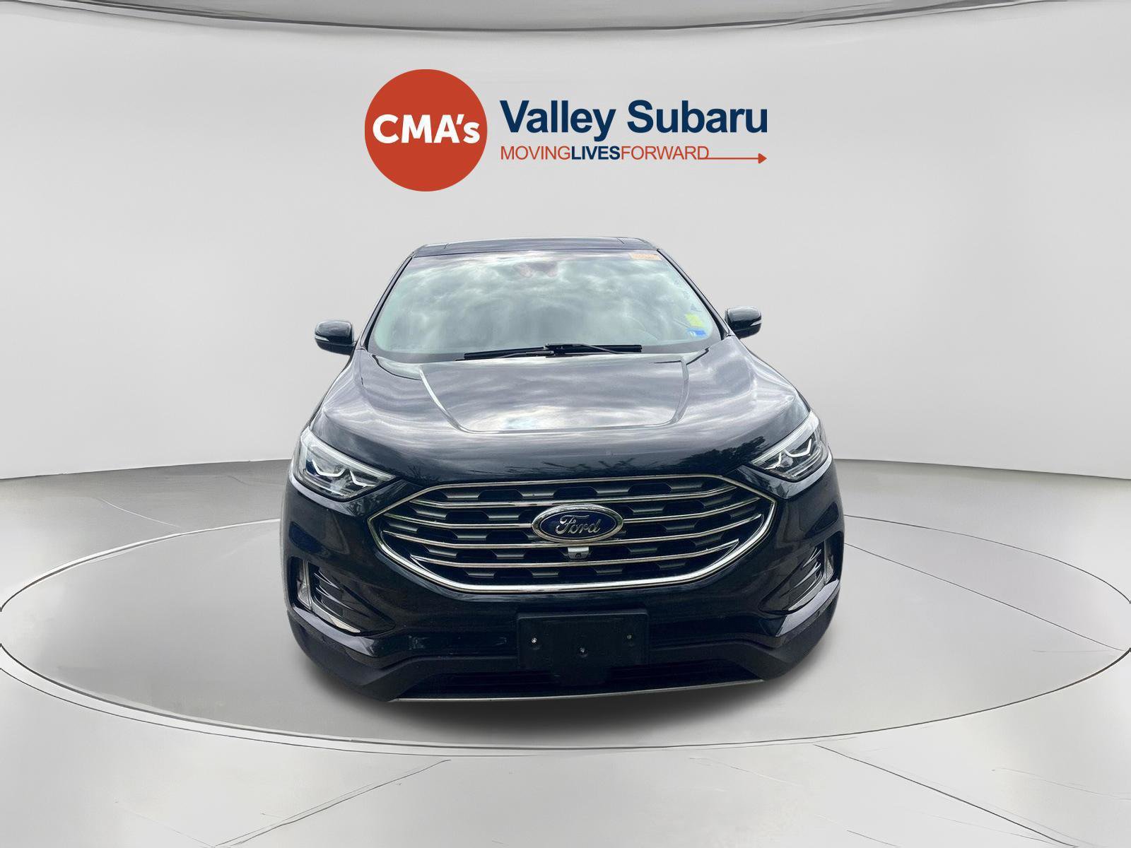 Used 2020 Ford Edge Titanium w/ Equipment Group 301A AWD/4WD image 8