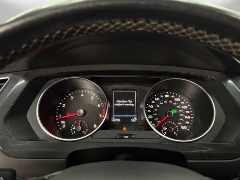 Used 2021 Volkswagen Tiguan SE R-Line FWD image 21