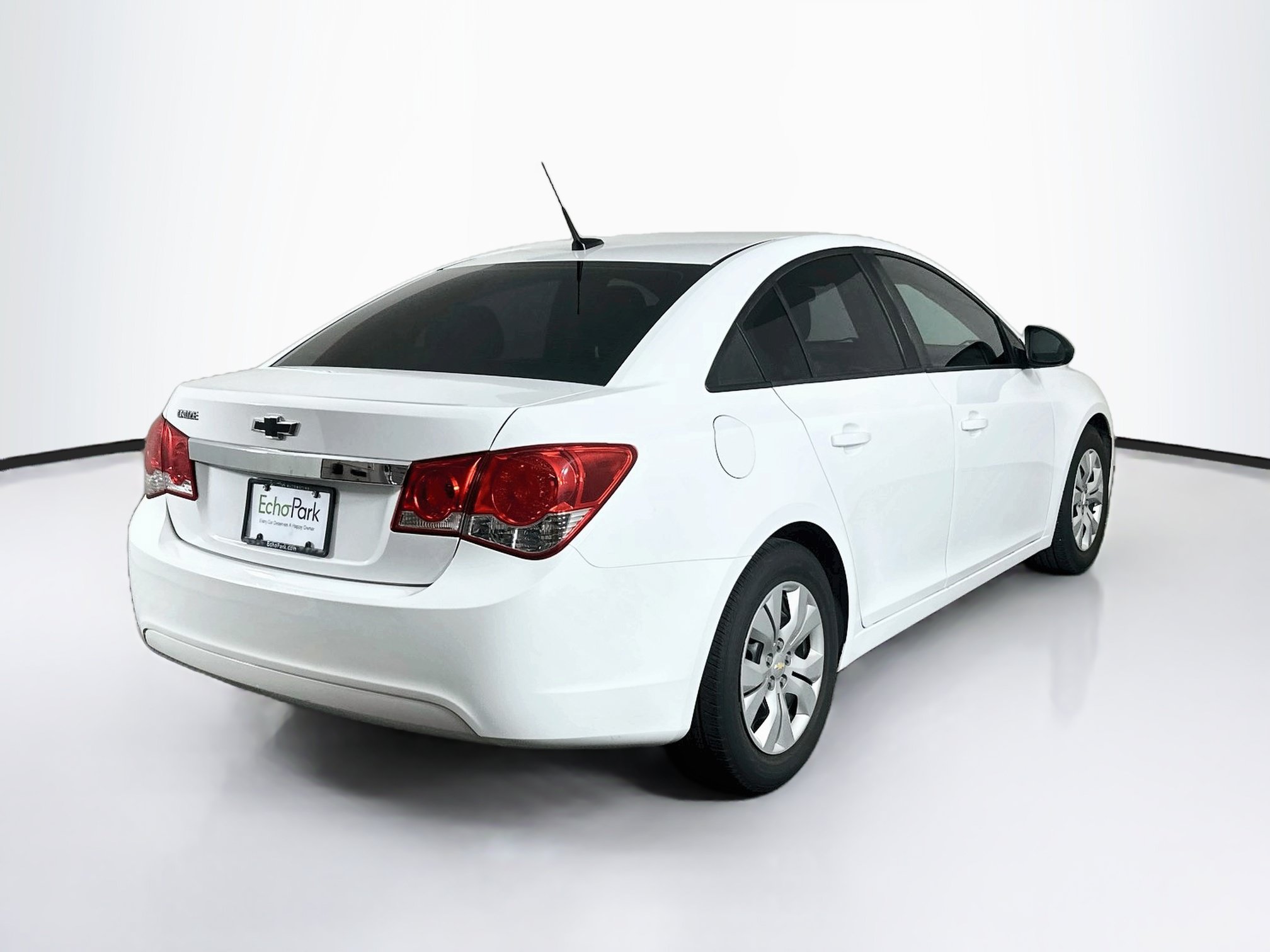 Used 2014 Chevrolet Cruze LS FWD image 9