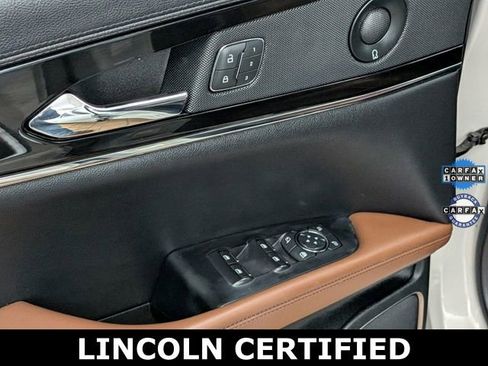 Certified 2022 Lincoln Nautilus Reserve w/ Equipment Group 201A image 16