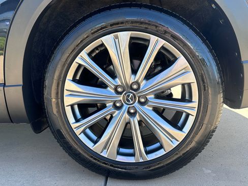 Used 2023 MAZDA CX-9 Signature image 10