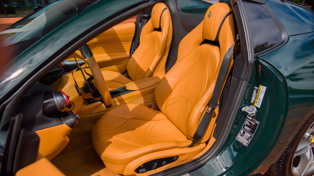 Used 2022 Ferrari 812 GTS RWD image 16