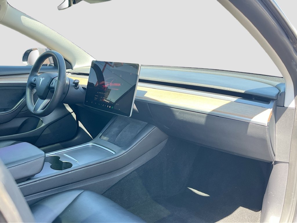 Used 2023 Tesla Model 3 Standard Range RWD image 30