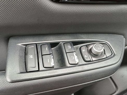 Used 2025 Subaru Forester Limited w/ Popular Package AWD/4WD image 33