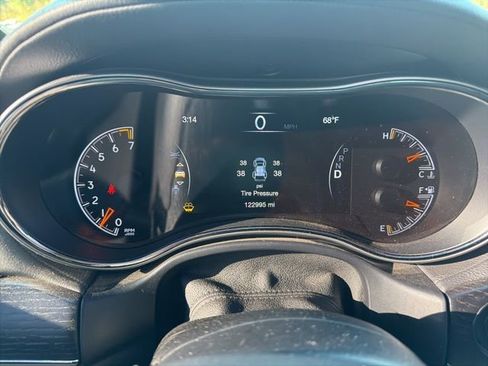 Used 2018 Jeep Grand Cherokee High Altitude image 11