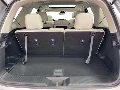 New 2026 Honda Pilot Touring image 9
