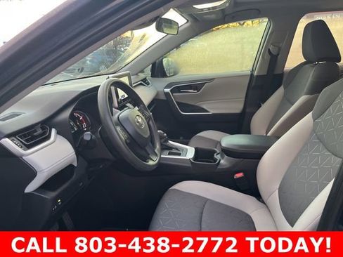 Used 2023 Toyota RAV4 XLE w/ Convenience Package image 7