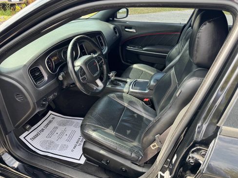 Used 2015 Dodge Charger R/T w/ Plus Group image 9