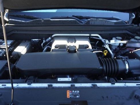 New 2025 GMC Canyon Elevation w/ Convenience Package image 34