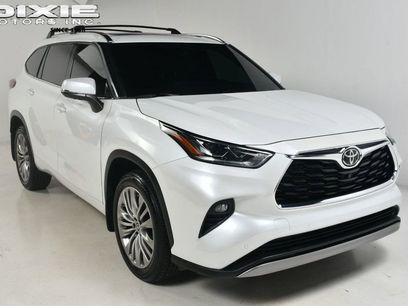 Used 2022 Toyota Highlander Platinum