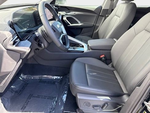 Certified 2025 Audi Q5 Premium w/ Convenience Package AWD/4WD image 16