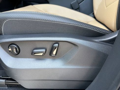 New 2026 Volkswagen Atlas Cross Sport SE FWD image 15