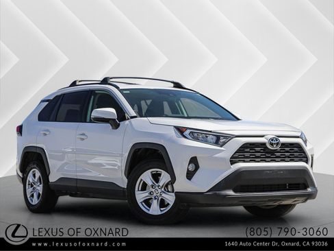 Used 2020 Toyota RAV4 XLE w/ Convenience Package image 1